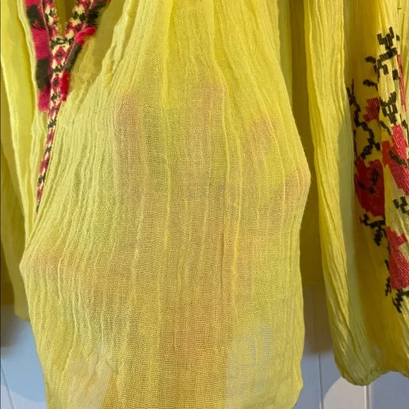❤️ HOST PICK ❤️ FREE PEOPLE embroidered cotton gauze peasant top with tassels M - Picture 9 of 14